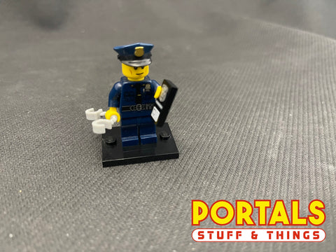 Lego Minifigure - Series 9 - Policeman