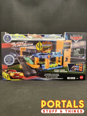 Cars Glow Racers: Copper Canyon Glowing Garage