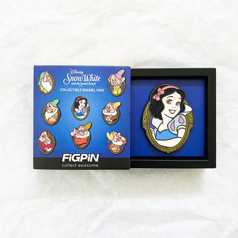 FiGPiN - Disney's Snow White Series 01