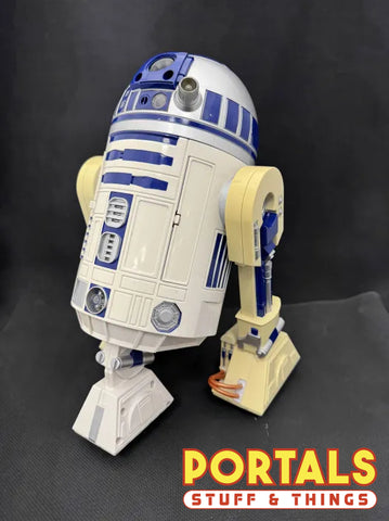 Star Wars: R2-D2 Voice Activated Interactive Droid
