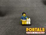 Lego Minifigure - The LEGO Movie - 'Where Are My Pants?' Guy