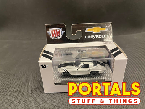 M2 Machines 1966 Chevrolet 427 R87 24-36