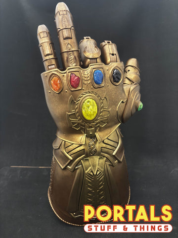 Marvel Legend Series Avengers Infinity Gauntlet