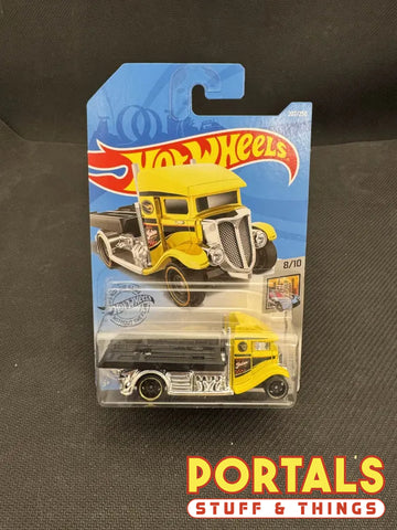 Hot Wheels Fast-Bed Hauler