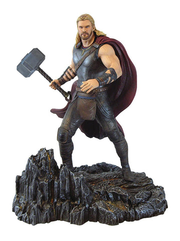 Marvel Gallery: Thor Ragnarok Thor PVC Figure